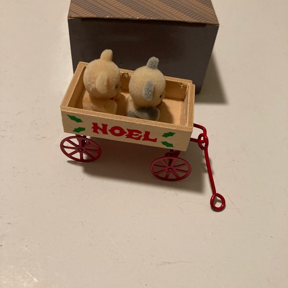 Avon Holiday Avon Teddy Bear Ornament On A Wagon Poshmark